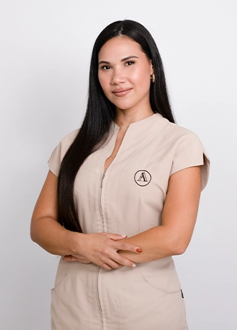 Kelly Pérez Auxiliar De Enfermería de la Clínica Ariana Arteaga