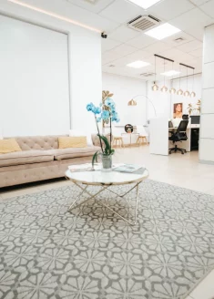 clinica-dra-ariana-arteaga-valencia-2 clinica-dra-ariana-arteaga-valencia-2