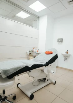 clinica-dra-ariana-arteaga-valencia-cita-juicy-lips clinica-dra-ariana-arteaga-valencia-cita-juicy-lips